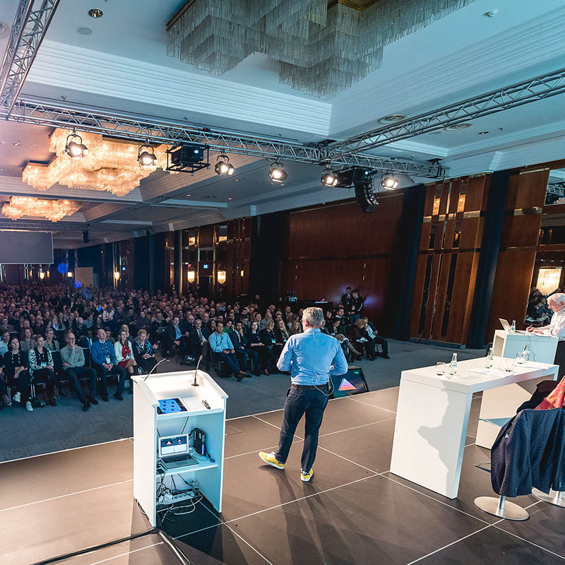 Using data to inform education design and delivery - the opportunities and the dangers at OEB 2018, Berlin 5-7 Dec
